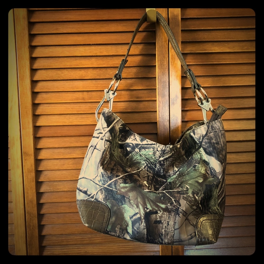 Camo purse
